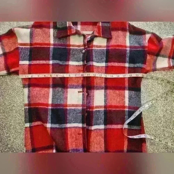 WOMEN'S FLEECE  BUTTON UP SHACKET SIZE SMALL - Picture 4 of 5